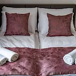 Stari Grad Szálloda 4*