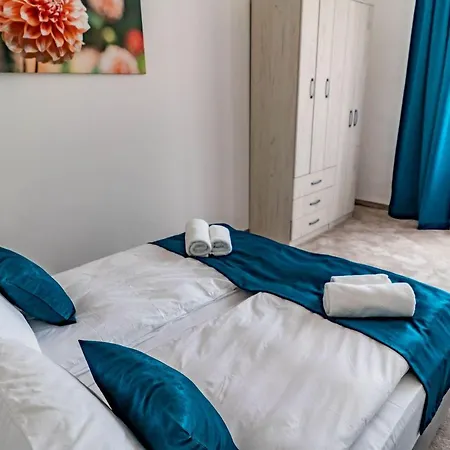 Stari Grad Ξενοδοχείο 4*