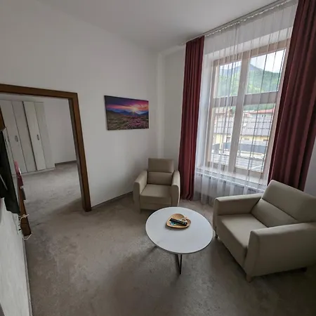Stari Grad Ξενοδοχείο 4*